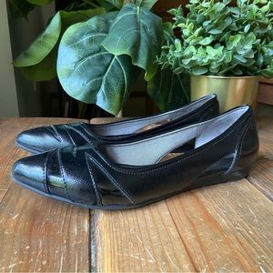 🖤 Life Stride Quizzical Pointed Toe Black Ballet Flat